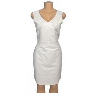Antonio Melani‎ Off White Sleeveless Dress with Lace Detail